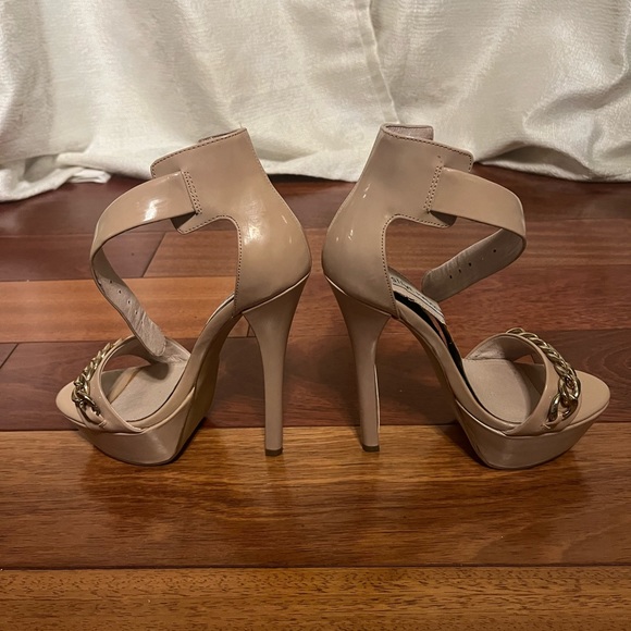 Steve Madden Beige Heels - Picture 2 of 6